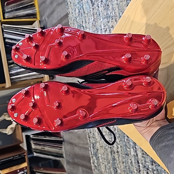 Ahmad Bradshaw New York Giants issued custom Cleats - Picture 6 of 10